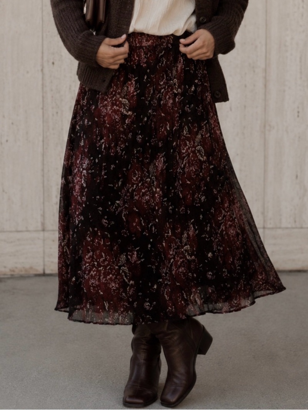 Vintage 90s pleated floral skirt
